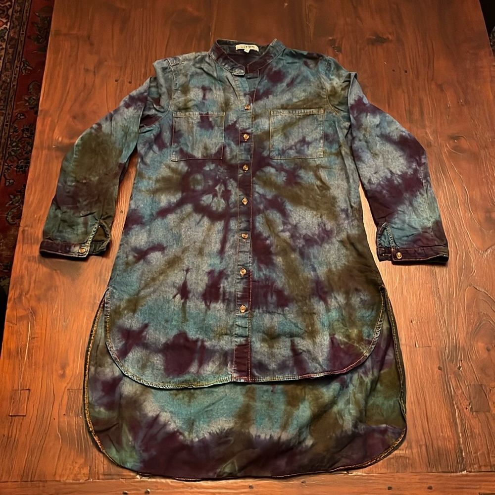 Tie-Dye Denim Long Shirt Women’s Size Medium